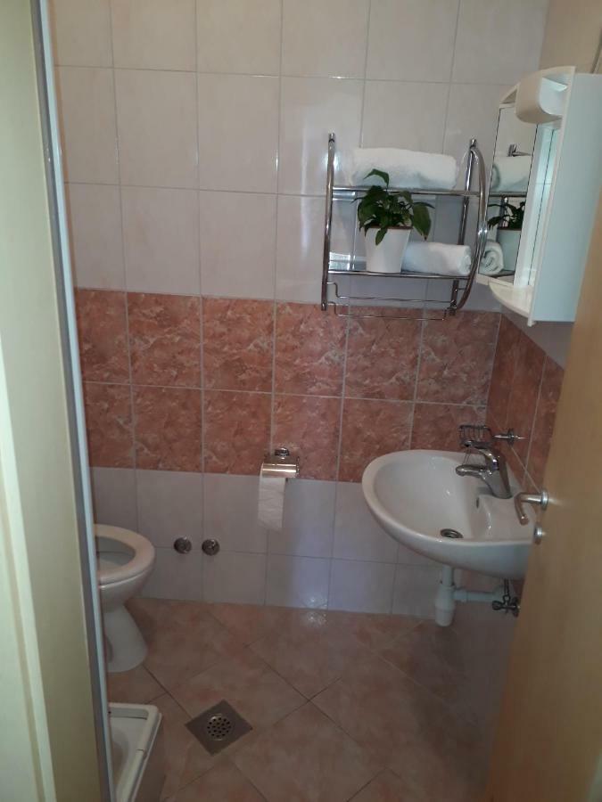 Apartmani Marino Privlaka  Buitenkant foto