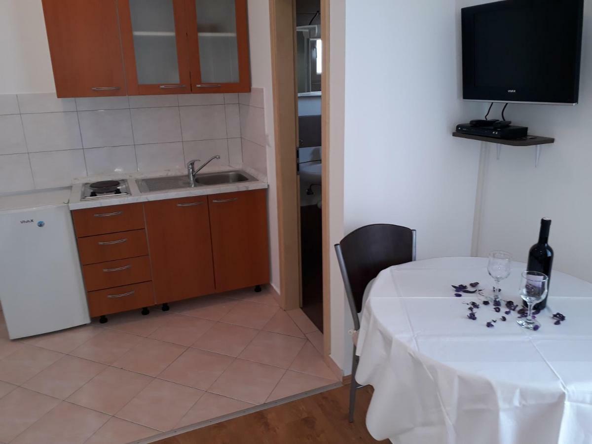 Apartmani Marino Privlaka  Buitenkant foto